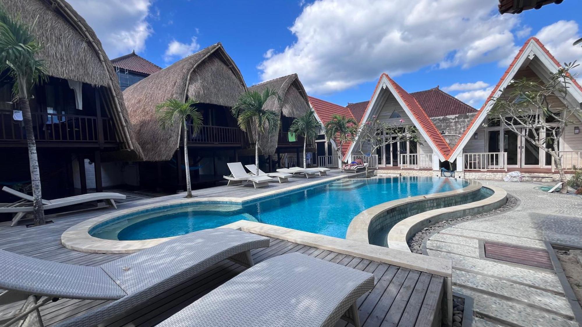 Hotel Rama Garden Lembongan à Nusa Lembongan Extérieur photo