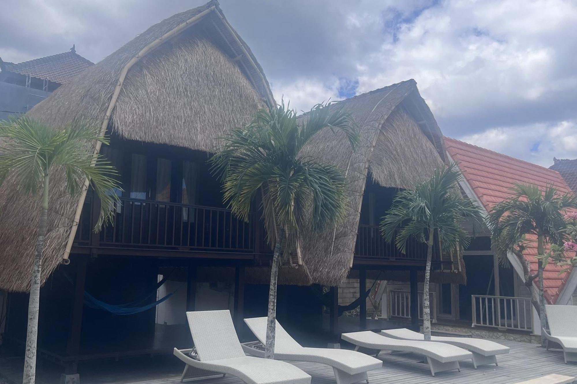 Hotel Rama Garden Lembongan à Nusa Lembongan Extérieur photo